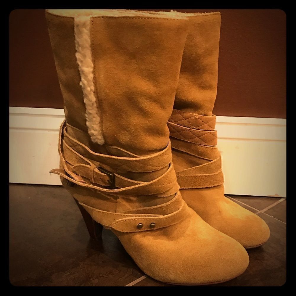 Nine West Cruzal 1 tan suede boots size 9.5 EUC